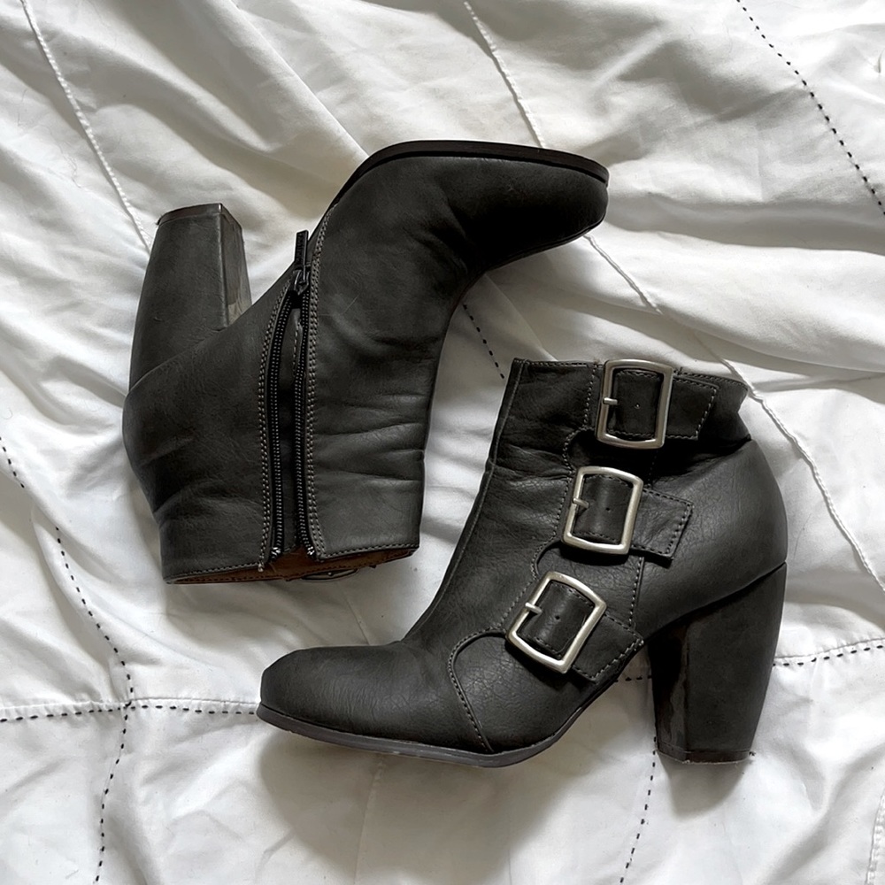 EUC Grey Booties